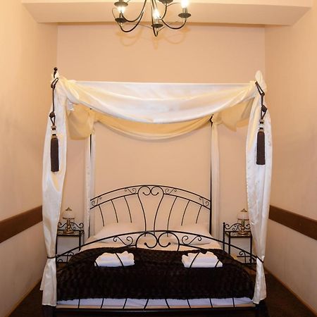 Hotel Zamek Bytow Ngoại thất bức ảnh