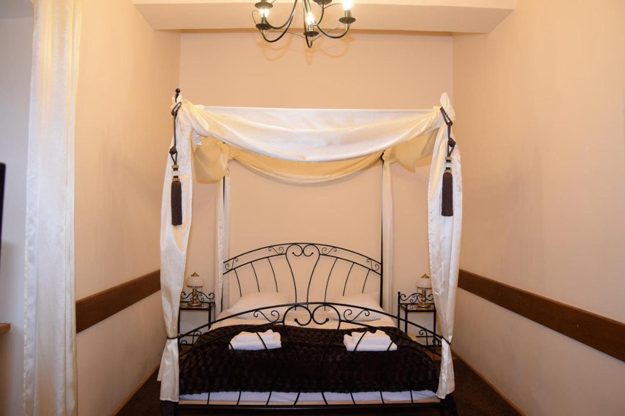 Hotel Zamek Bytow Ngoại thất bức ảnh